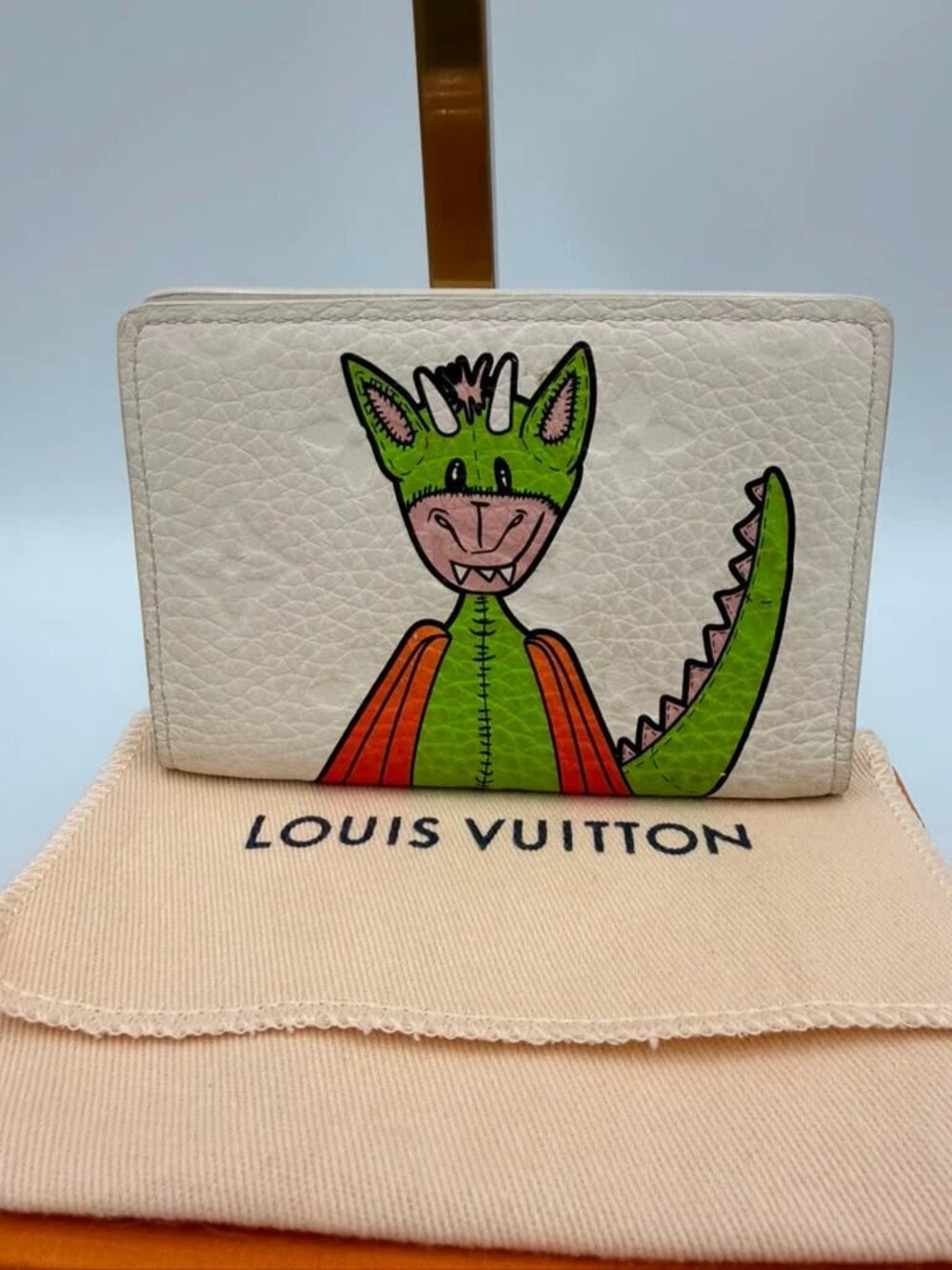 LV Pocket Organizer — Dragon Print SS21 Runway - Picture 9 of 10